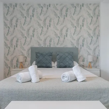 Apartment Tuguest Heroe Malaga