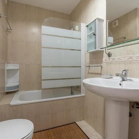 Tuguest Heroe Apartmán
